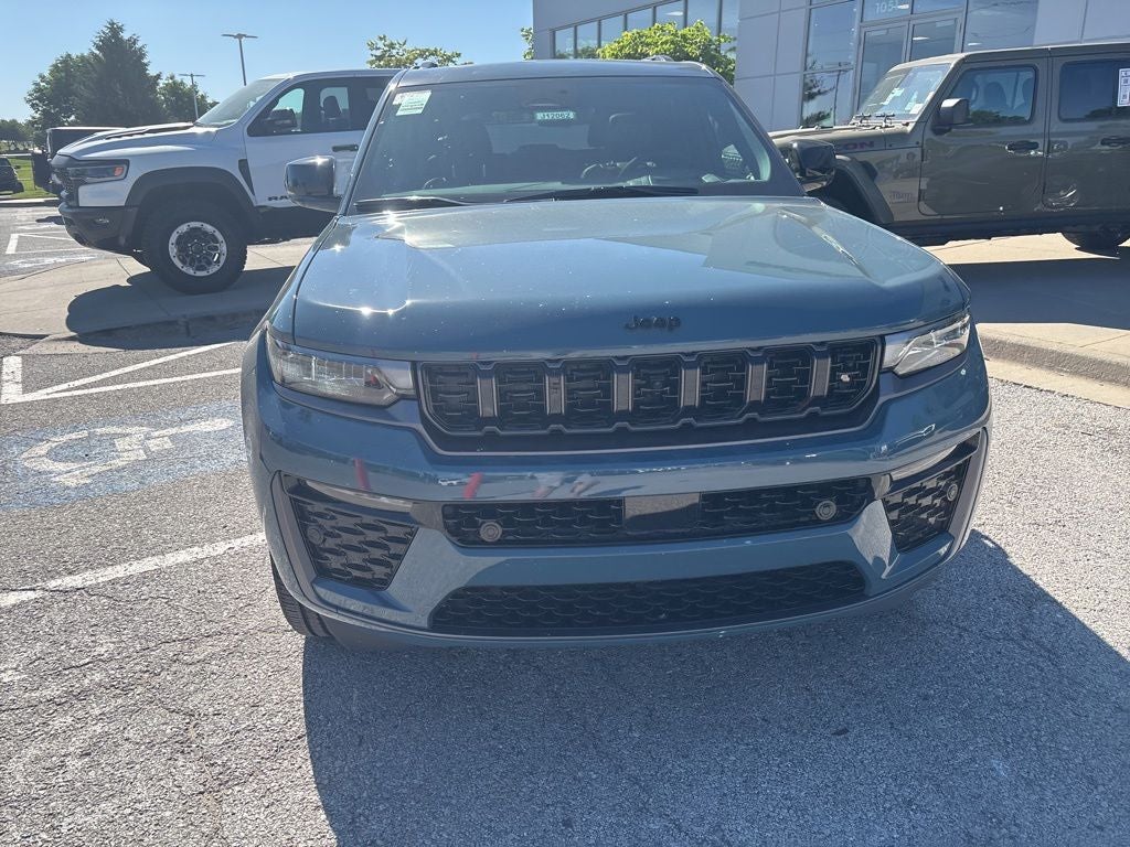 2026 Jeep Grand Cherokee Limited Reserve