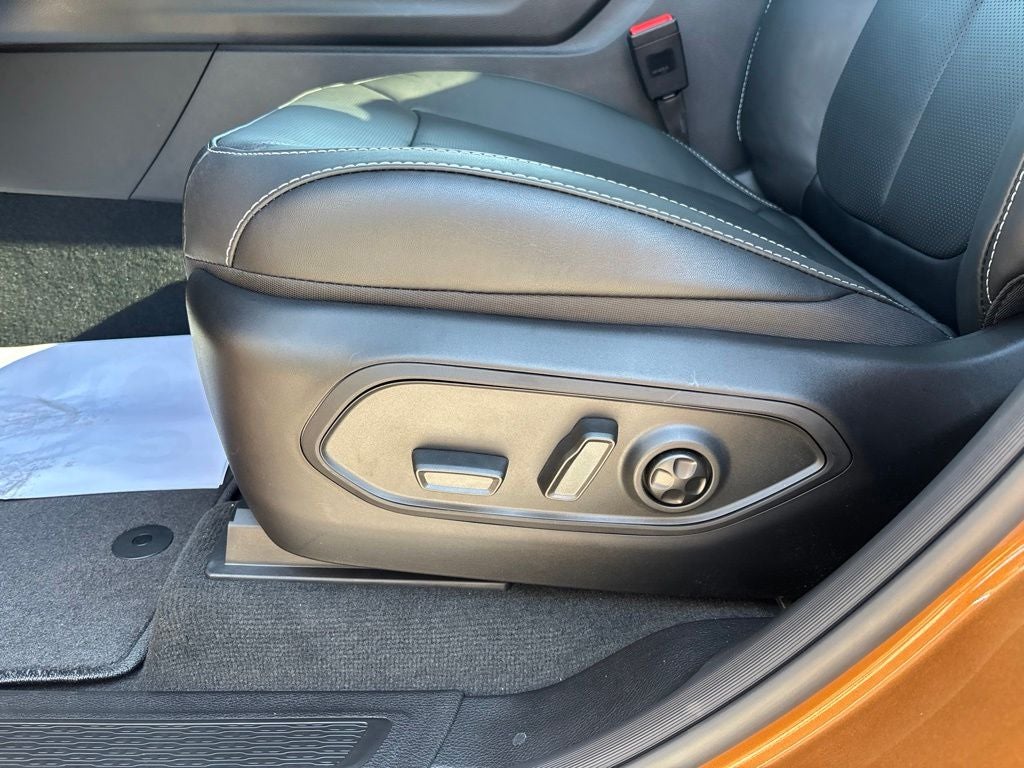 2027 Jeep Grand Cherokee Limited Reserve