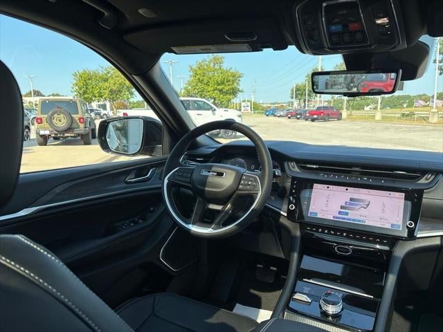 2027 Jeep Grand Cherokee Limited Reserve