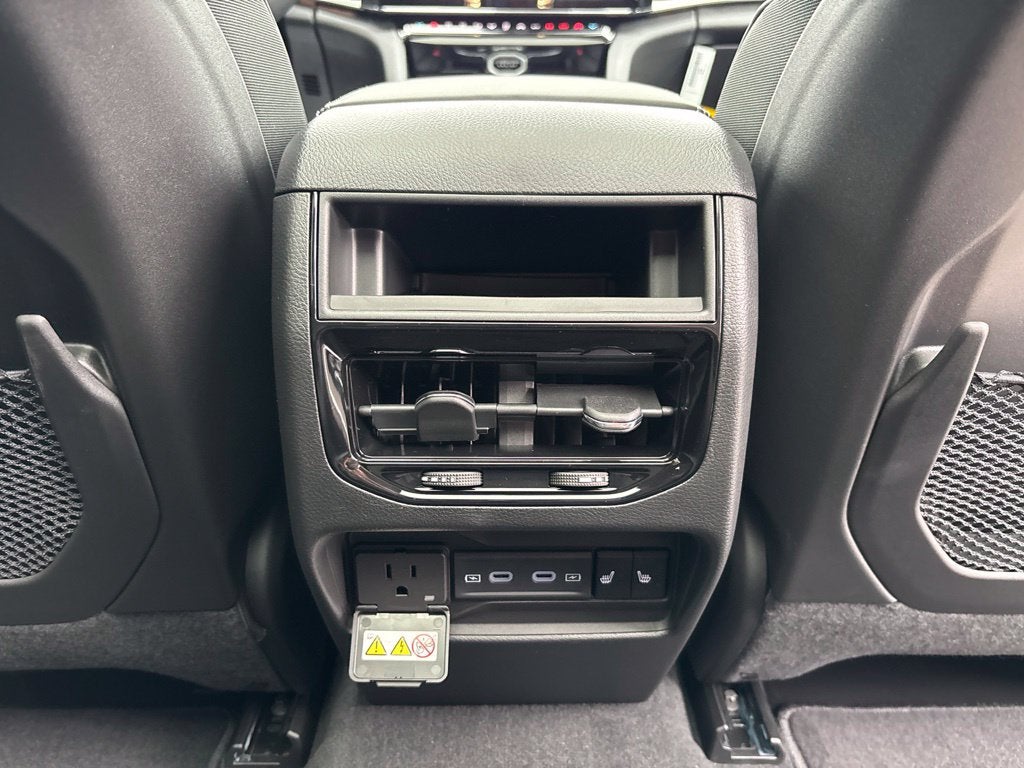 2027 Jeep Grand Cherokee Limited Reserve