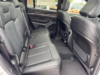 2027 Jeep Grand Cherokee Limited Reserve
