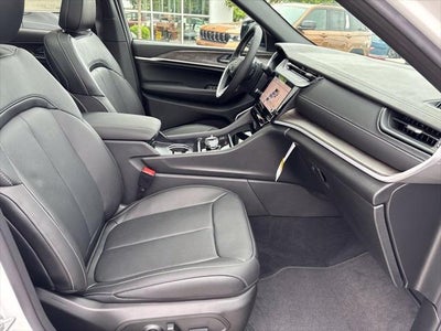 2027 Jeep Grand Cherokee Limited Reserve