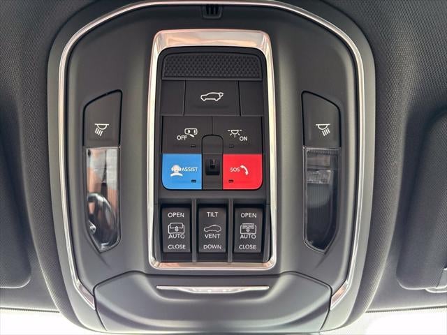 2027 Jeep Grand Cherokee Limited Reserve