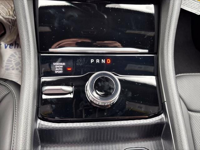 2027 Jeep Grand Cherokee Limited Reserve