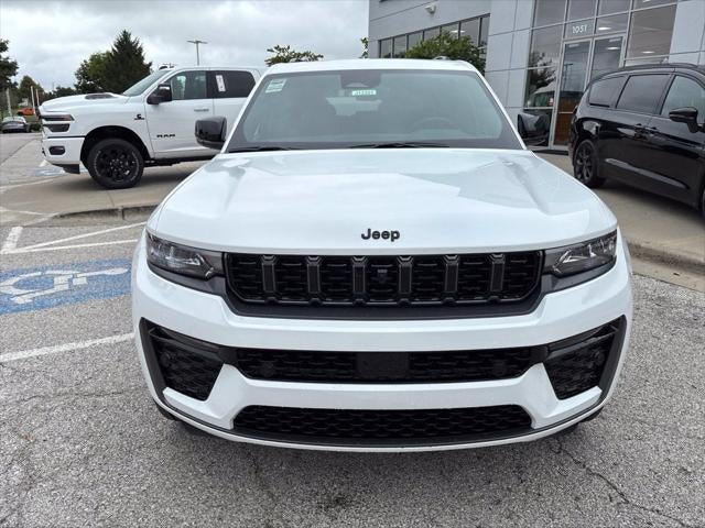 2027 Jeep Grand Cherokee Limited Reserve