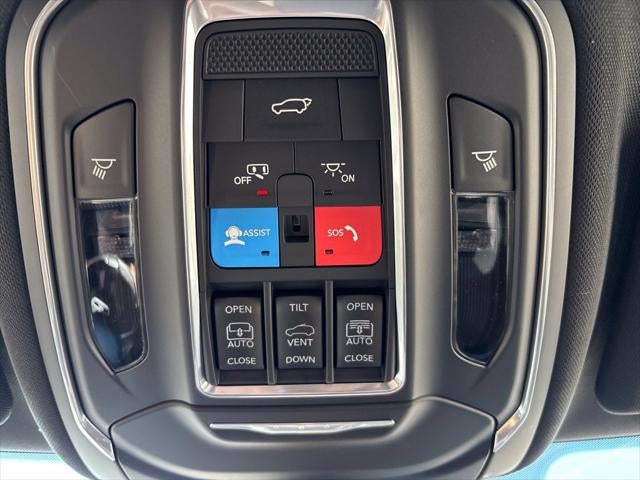 2027 Jeep Grand Cherokee GRAND CHEROKEE LIMITED RESERVE 4X4