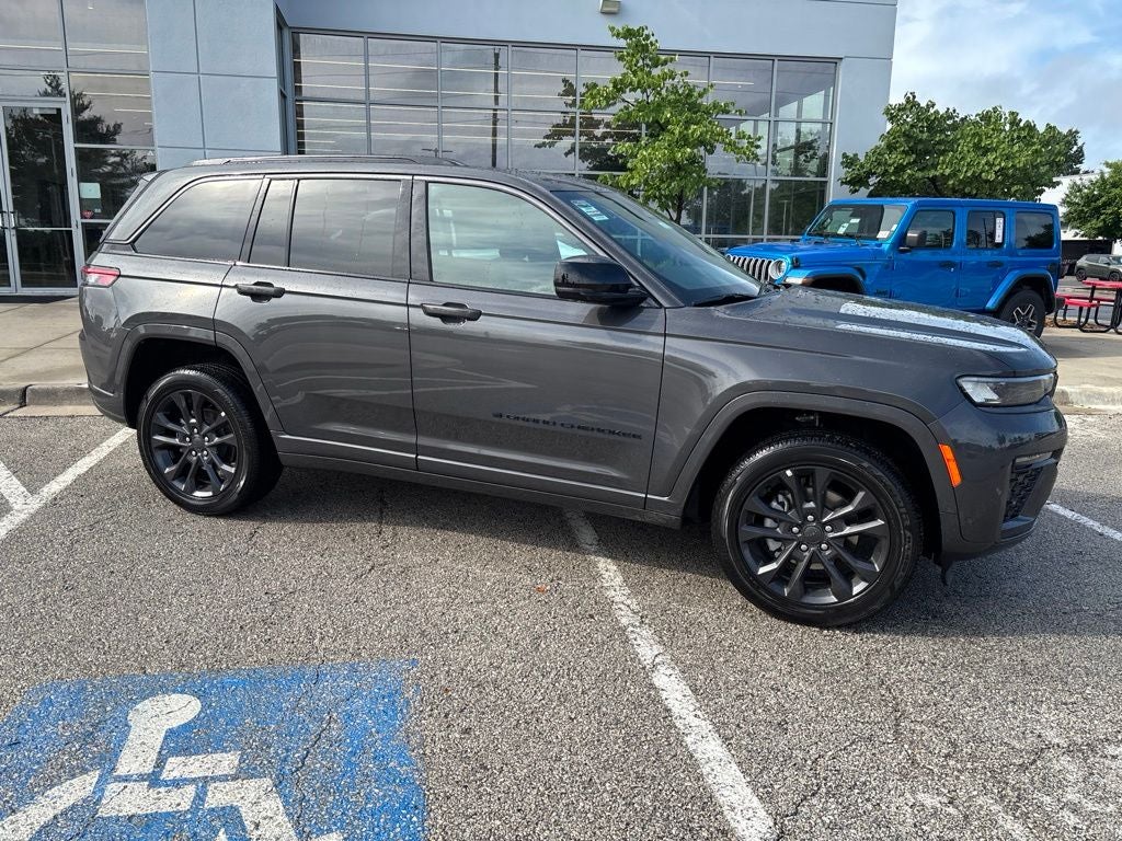 2026 Jeep Grand Cherokee GRAND CHEROKEE LIMITED RESERVE 4X4