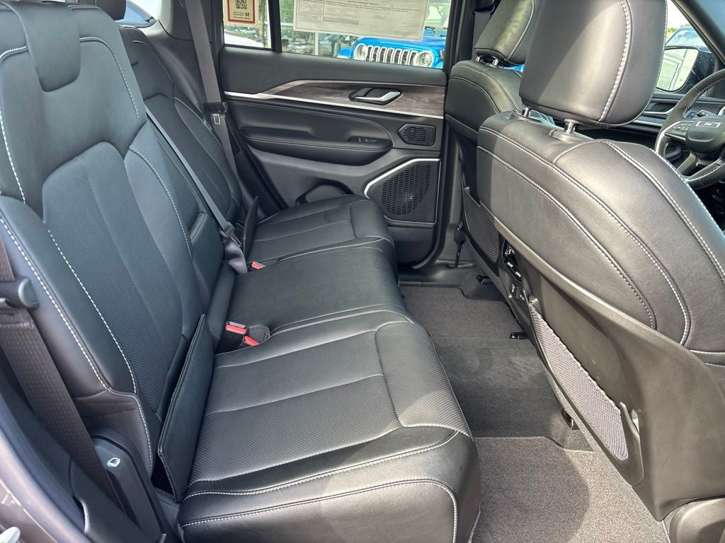 2026 Jeep Grand Cherokee GRAND CHEROKEE LIMITED RESERVE 4X4