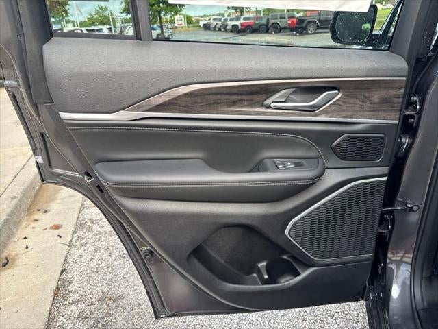 2026 Jeep Grand Cherokee GRAND CHEROKEE LIMITED RESERVE 4X4