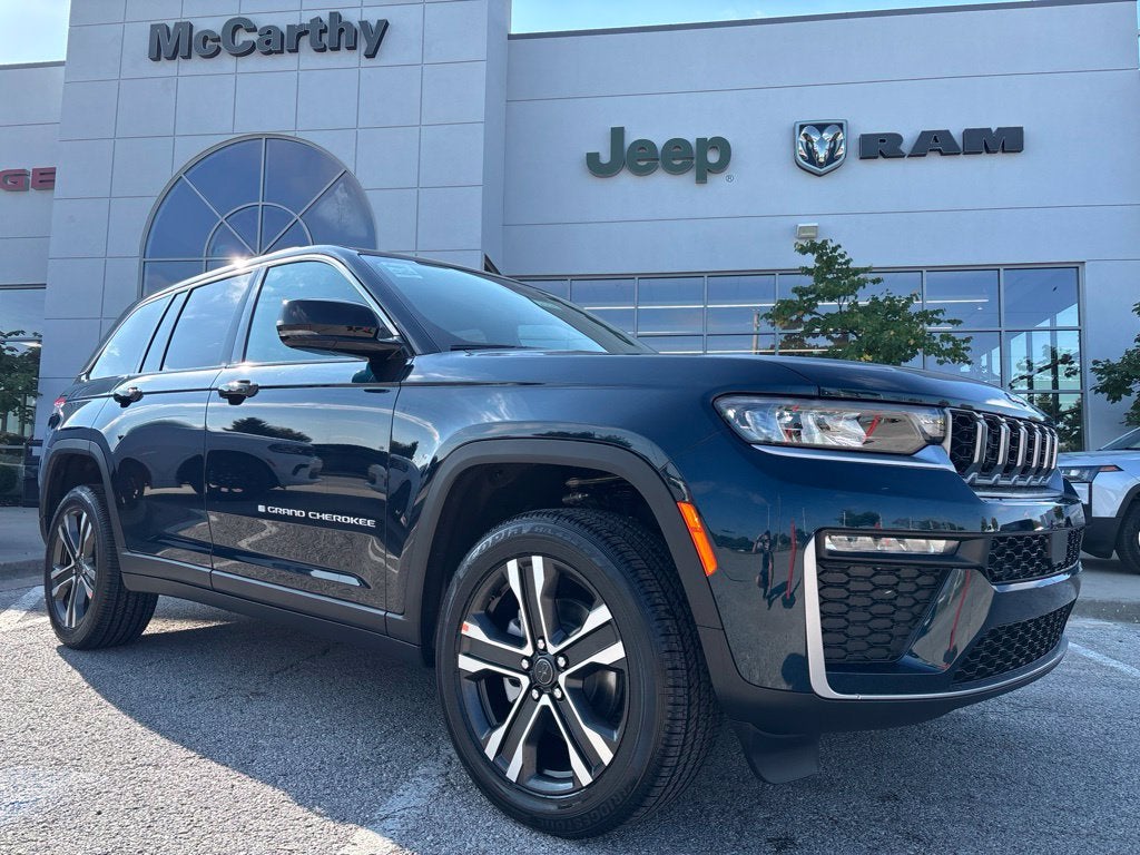 2027 Jeep Grand Cherokee GRAND CHEROKEE LIMITED 4X4