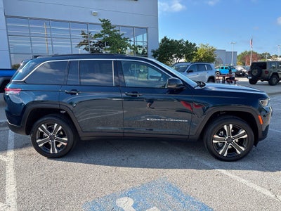 2027 Jeep Grand Cherokee GRAND CHEROKEE LIMITED 4X4