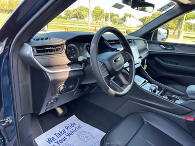 2027 Jeep Grand Cherokee GRAND CHEROKEE LIMITED 4X4