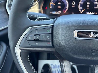 2027 Jeep Grand Cherokee GRAND CHEROKEE LIMITED 4X4