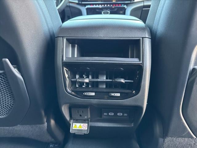 2027 Jeep Grand Cherokee GRAND CHEROKEE LIMITED 4X4