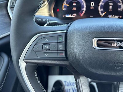 2027 Jeep Grand Cherokee GRAND CHEROKEE LIMITED 4X4