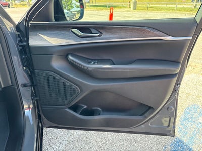 2027 Jeep Grand Cherokee Limited