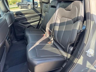 2027 Jeep Grand Cherokee Limited