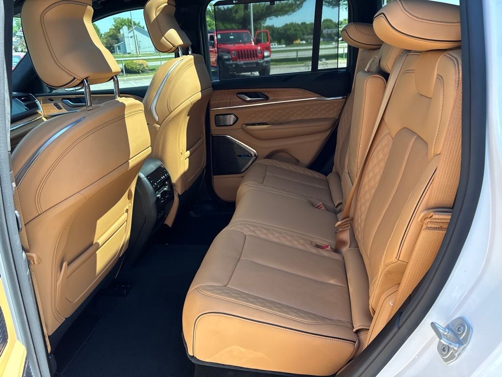 2024 Jeep Grand Cherokee Summit
