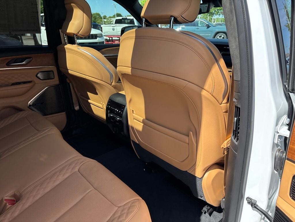 2024 Jeep Grand Cherokee Summit