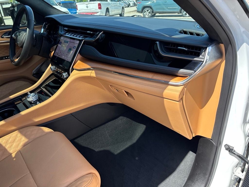 2024 Jeep Grand Cherokee Summit