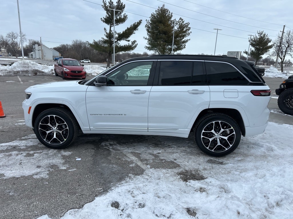 2025 Jeep Grand Cherokee Summit