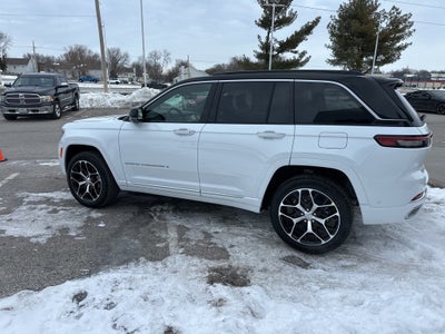 2025 Jeep Grand Cherokee Summit