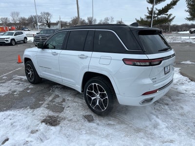 2025 Jeep Grand Cherokee Summit