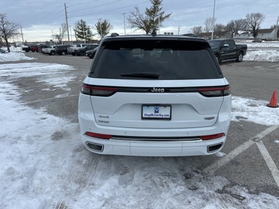 2025 Jeep Grand Cherokee Summit