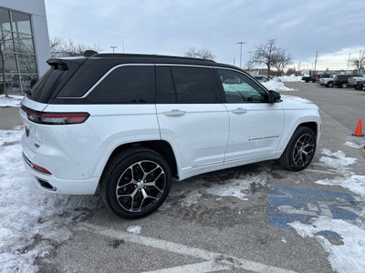 2025 Jeep Grand Cherokee Summit