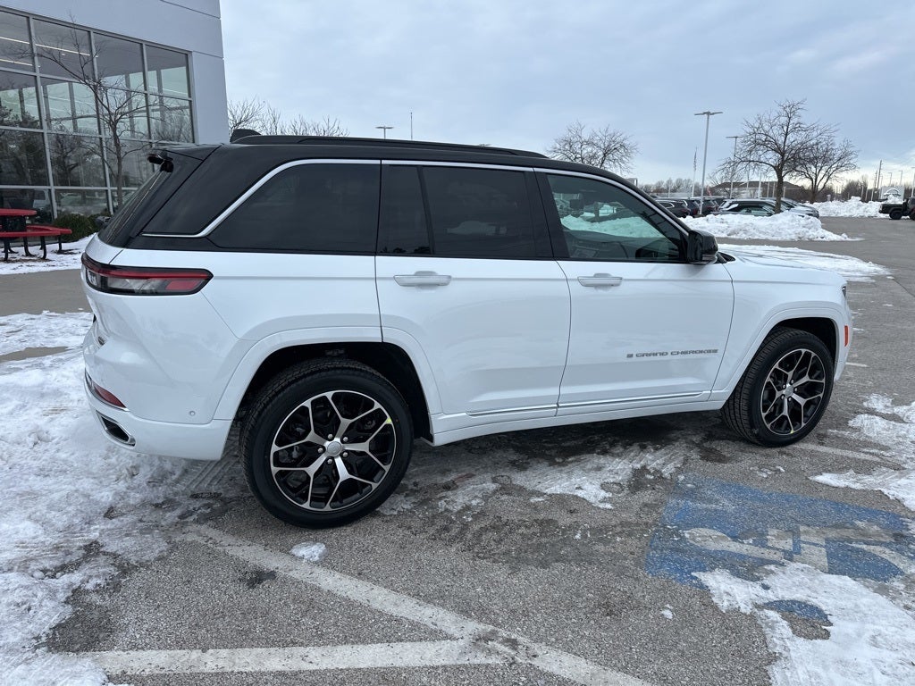 2025 Jeep Grand Cherokee Summit