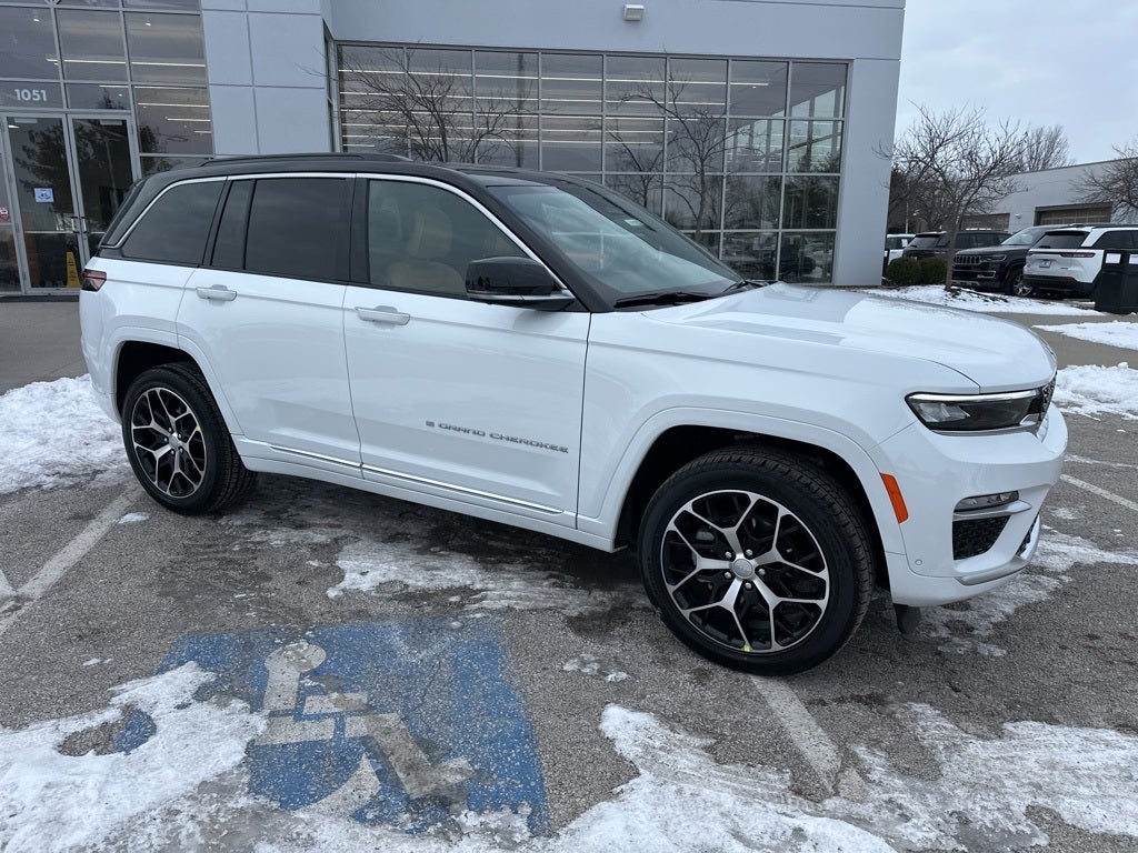 2025 Jeep Grand Cherokee Summit