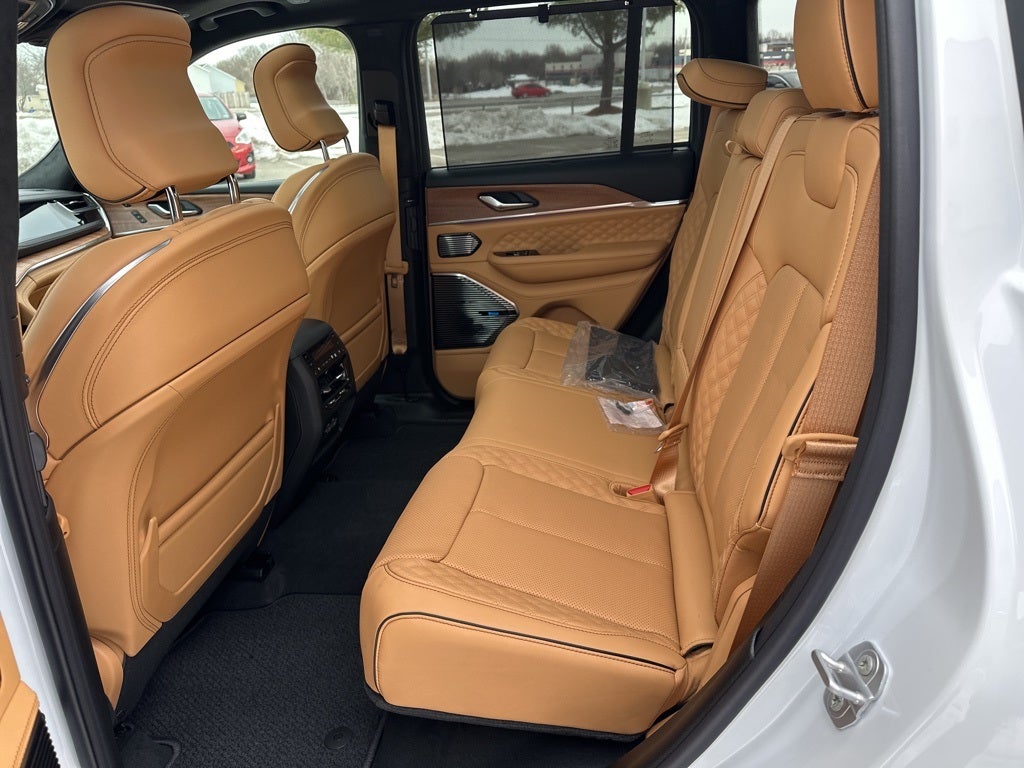 2025 Jeep Grand Cherokee Summit