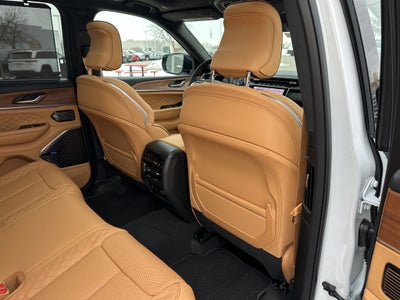 2025 Jeep Grand Cherokee Summit