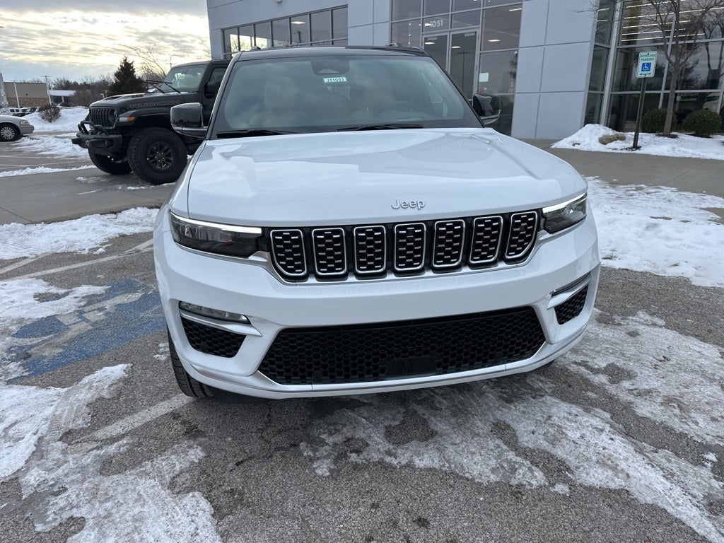 2025 Jeep Grand Cherokee Summit