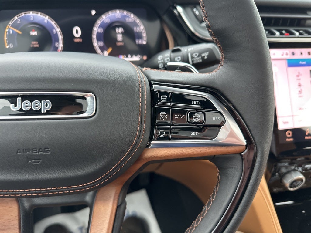 2025 Jeep Grand Cherokee Summit