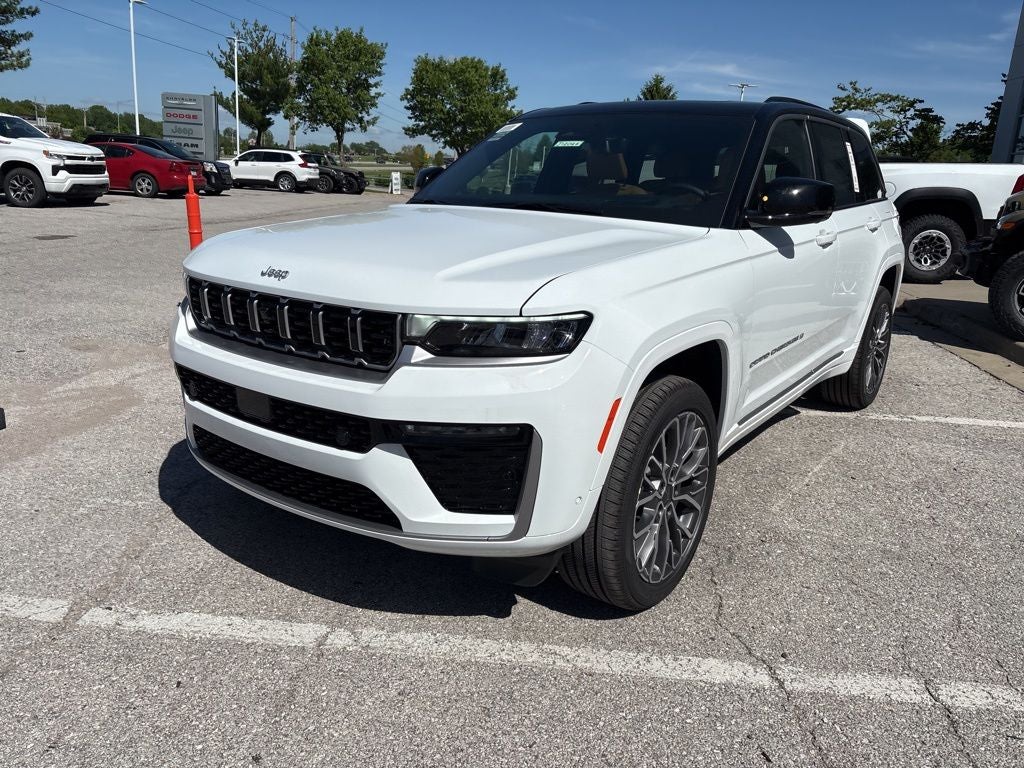 2026 Jeep Grand Cherokee Summit