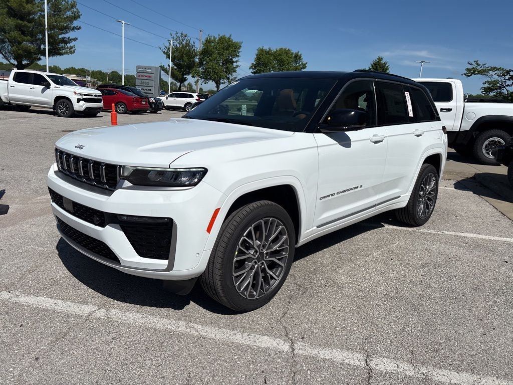 2026 Jeep Grand Cherokee Summit
