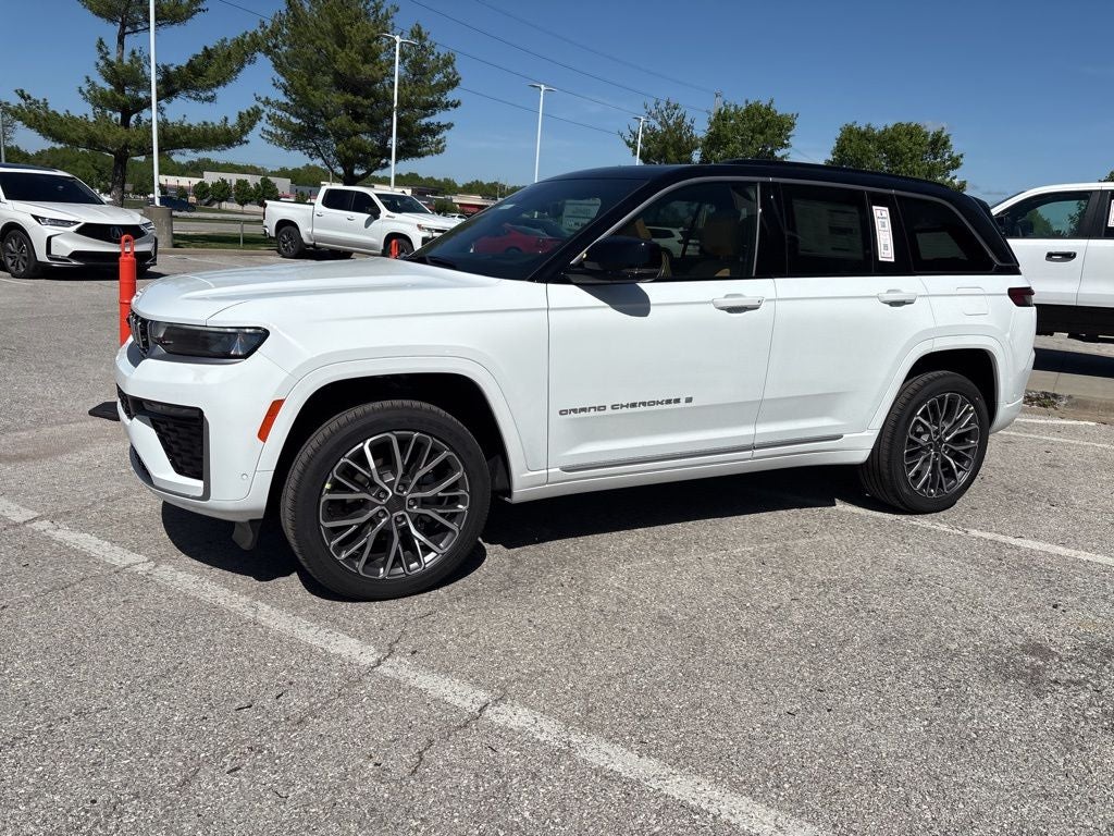 2026 Jeep Grand Cherokee Summit