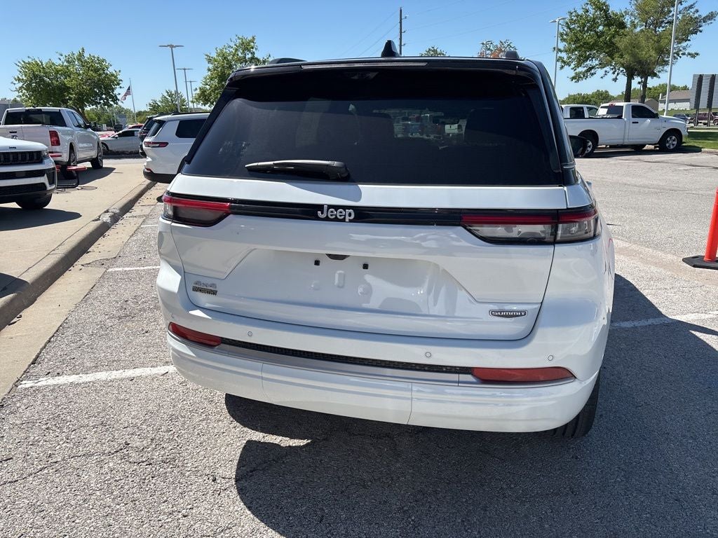 2026 Jeep Grand Cherokee Summit