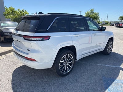2026 Jeep Grand Cherokee Summit