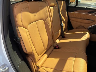 2026 Jeep Grand Cherokee Summit