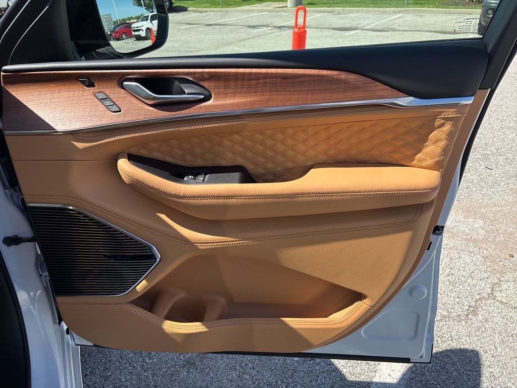 2026 Jeep Grand Cherokee Summit