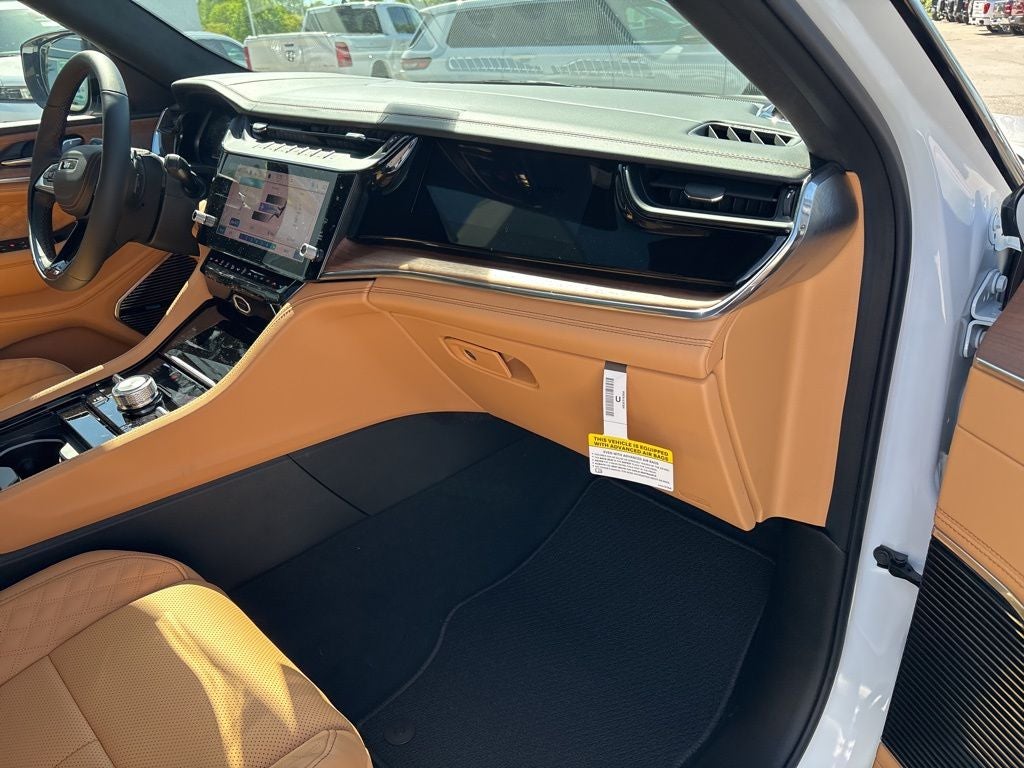 2026 Jeep Grand Cherokee Summit