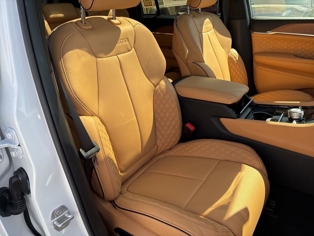2026 Jeep Grand Cherokee Summit