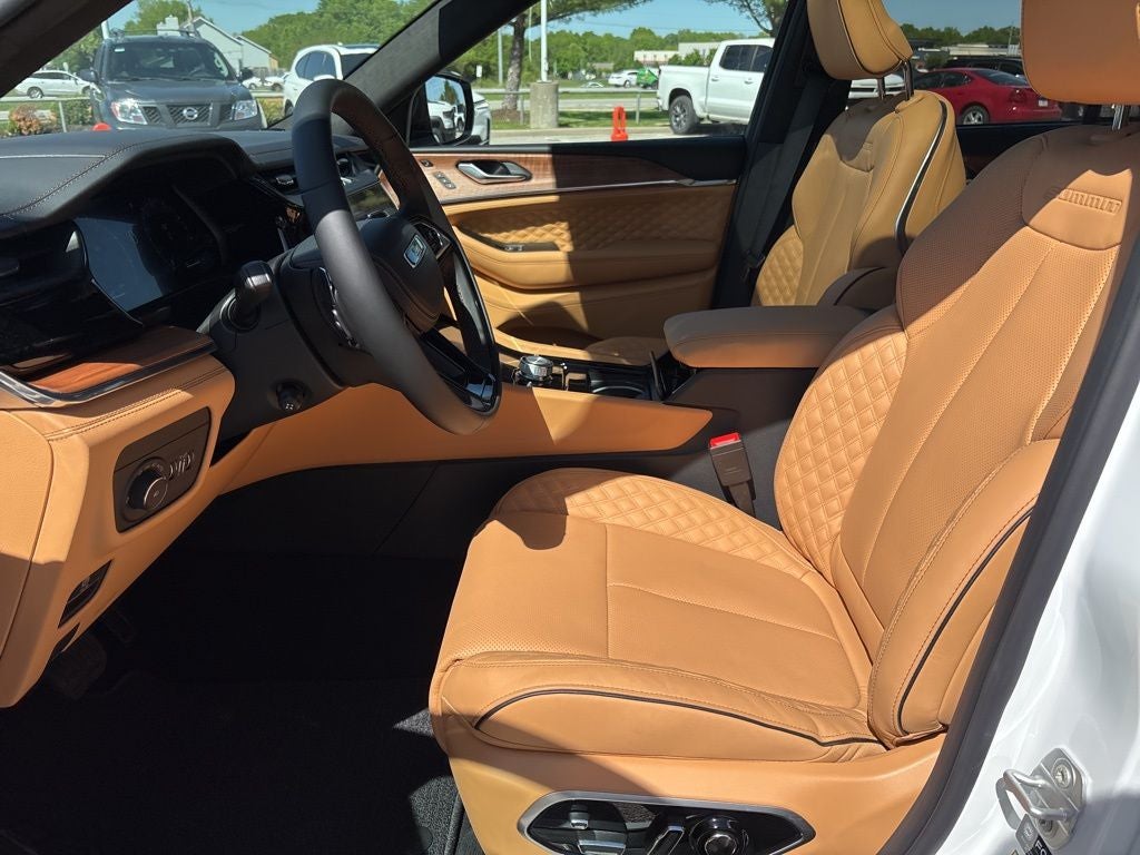 2026 Jeep Grand Cherokee Summit