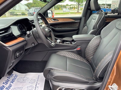 2027 Jeep Grand Cherokee GRAND CHEROKEE SUMMIT 4X4