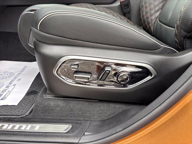 2027 Jeep Grand Cherokee GRAND CHEROKEE SUMMIT 4X4