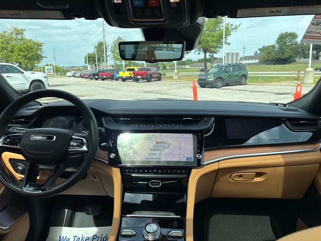 2027 Jeep Grand Cherokee Summit