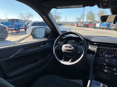 2026 Jeep Grand Cherokee L Laredo