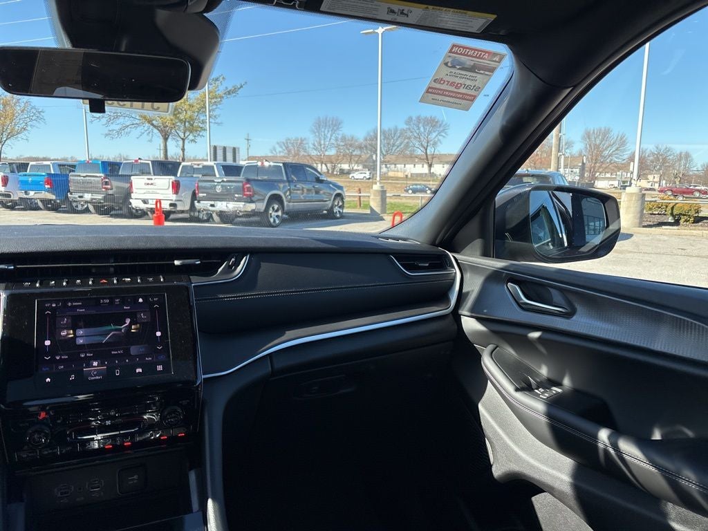 2026 Jeep Grand Cherokee L Laredo